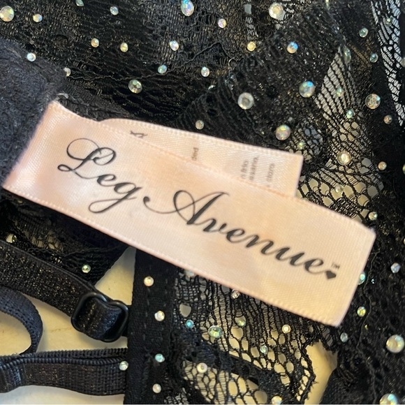 Leg Avenue Black Sheer Bra Medium Lacy Sexy Triangle Rhinestone Bling - Picture 7 of 8